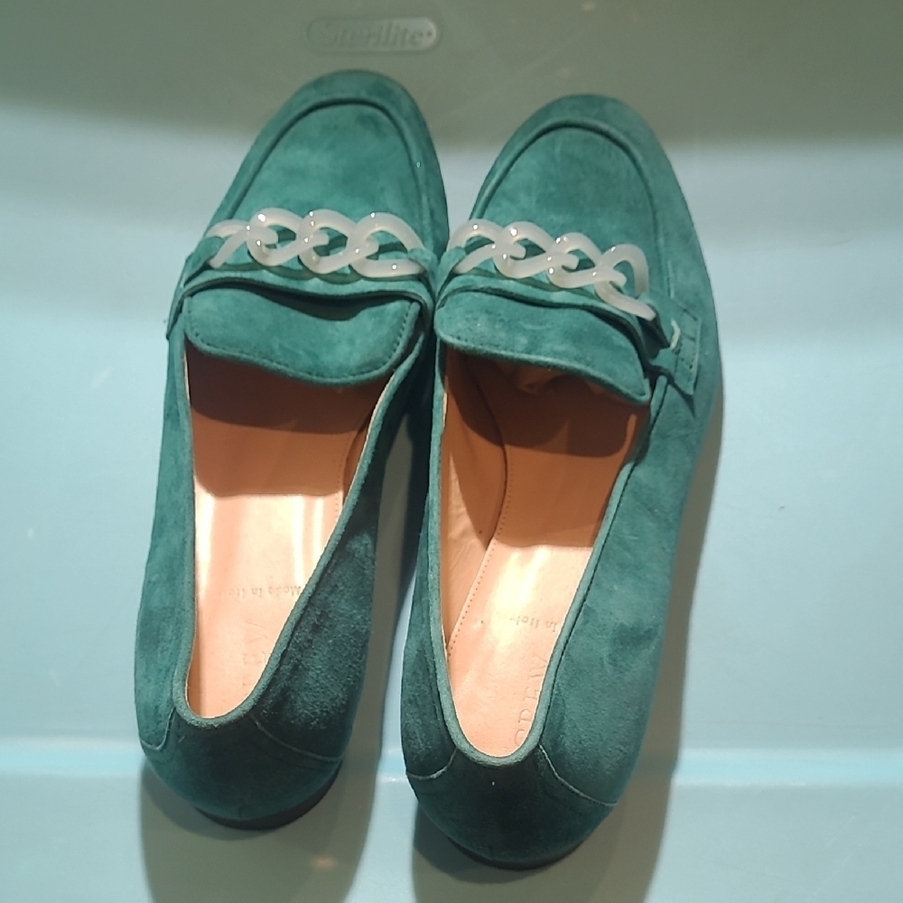 J. Crew Green Leather Loafers with Chain Detail Size 9.5 - Picture 4 of 12